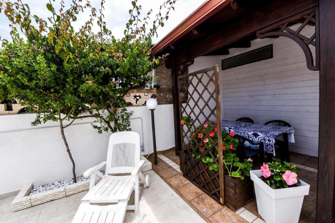 B&B Macchia Mediterranea Сан-Пьетро-ин-Беванья Экстерьер фото